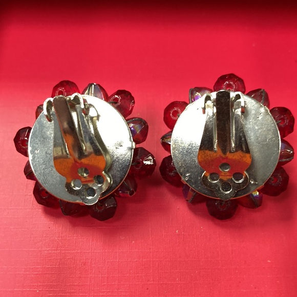 Vintage Red Clip on Large Earrings. - Picture 6 of 7